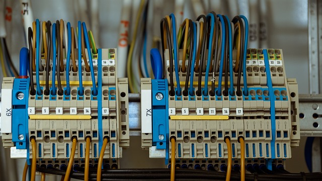 Który bezpiecznik odpowiada za radio? Który bezpiecznik odpowiada za radio?
